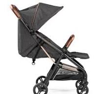 Peg Perego Selfie - легкая прогулочная коляска, коляска для города,  компактно складывается одним движением нажатием кнопки на ручке • 500