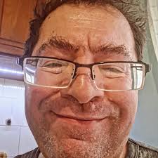 Me hackearon la cuenta de Instagram. Ya lo arreglé (espero), pero por las  dudas... este soy yo, no Bill ni Elon ni Mark...