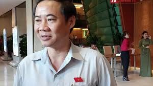 Người đàn ông quát biến! rồi đạp đổ bàn làm việc của tổ y tế bị xử phạt 3 triệu đồng. Ä'oan Thanh Tra Bá»™ Xay Dá»±ng Bá»‹ Táº¡m Giá»¯ Vi Nghi Voi Tiá»n Pháº£i Siáº¿t Cháº·t