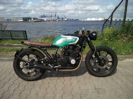 Auch für einen cafe racer umbau geeignet. 85 Kawasaki Gpz550 Cafe Racer Bratstyle Cafe Racer Racer Street Tracker