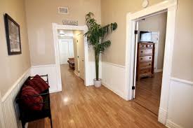 In historic downtown new braunfels, zink haus is within walking distance of restaurants, bars, boutique shops, the comal river tube chute, as well as schlitterbahn waterpark. Roses Haus Walk Downtown Next To Texas Tubes Houses For Rent In New Braunfels Texas United States