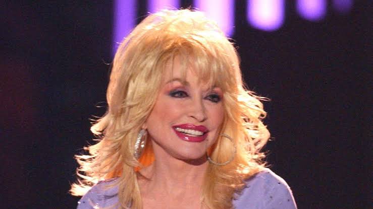 Dolly Parton Made Emotional Final Request to Family Before Her Tragic Death - Yahoo Style Canada