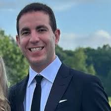 Rebecca Leavitt's Instagram, Twitter & Facebook