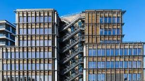 Deux immeubles de trois étages se sont écroulés dans la nuit de dimanche à lundi dans le centre historique de la ville. L Immeuble Perspective Vient D Etre Livre Sur L Emprise D Euratlantique A Bordeaux