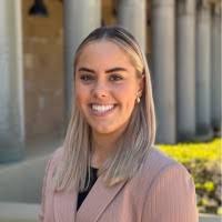 1400+ "Kayla" profiles