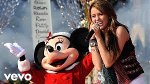 2x he's making a list, he's checking it twice, he's gonna find out who's naughty and nice. Miley Cyrus Santa Claus Is Coming To Town Live At Disney World Christmas Parade Youtube