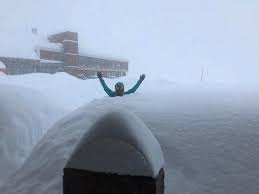 Sí, en méxico nieva y la manera más sencilla de encontrar condiciones frías es, por supuesto, dirigirse a lugares de gran elevación. Los Andes Estan A Rebosar De Nieve Y Aun No Se Sabe Cuando Abriran Los Centros De Esqui