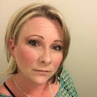 Julie Koop's Instagram, Twitter & Facebook