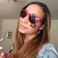 Brandy Wise's Instagram, Twitter & Facebook