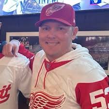 Ryan 🇺🇸 (@rdryan33)