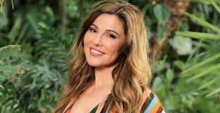 Her birthday, what she did before fame, her family life, fun trivia facts, popularity she's the daughter of silvia and teodor cuzino. Drama Din ViaÈ›a Prezentatoarei Oana Cuzino Ce ExperienÈ›Äƒ A Marcat O Profund