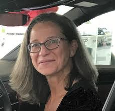 Amy Freund's Instagram, Twitter & Facebook