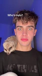 Thomas Kitching's Instagram, Twitter & Facebook