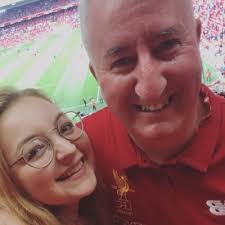 Adam Hett's Instagram, Twitter & Facebook