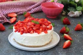 150 g › cioccolato bianco. Torta Fredda Allo Yogurt E Fragole Veloce E Senza Cottura Cibo Che Passione