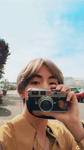 V hat eine jüngere schwester (kim. Vante Edit And Taehyung Image 6739725 On Favim Com