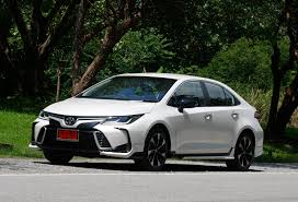 Toyota corolla cars for sale in sri lanka. Toyota Corolla Altis 1 8 Gr Sport 2019 Review