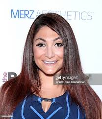 563 Nicole Zimmerman Stock Photos, High-Res Pictures, and Images