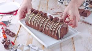 0 dollars and 98 cents $0.98 (31.6 ¢/oz) m&m's peanut milk chocolate candy, movie candy, 3. Un Dolce Facile E Veloce Con Kinder Bueno E Goloso Cioccolato Che Batte Qualsiasi Torta Panna E Nutella