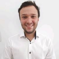 100+ perfiles de «Barth»