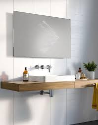 Luci integrate, mensole da appoggio, porzioni di superficie opache o serigrafate, cornici e tecnologie di visualizzazione di messaggi. Specchio Da Bagno Luce Led 3d E Altoparlanti Bluetooth Diamond Shopbagno It