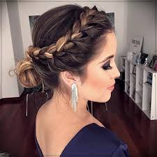 Fantastic ideas for evening party dresses world inside via worldinsidepictures.com. 15 Great Ideas Of Hairstyles With Braids To Store The Iron