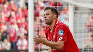 Fenerbahçe'de öncelikli hedef yeni teknik direktörün belirlenmesi. Mainz 05 Einigung Im Fall Szalai