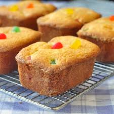 Oh yummy cream cheese gumdrop cake / honey spice cake with honey caramel cream cheese frosting. Gum Drop Cake