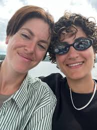 Ladies I need some new serious friends in Milwaukee show me around or  something