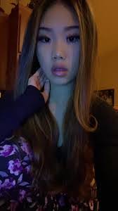 Crystal Mayer's Instagram, Twitter & Facebook