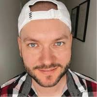 Ashley Banach's Instagram, Twitter & Facebook