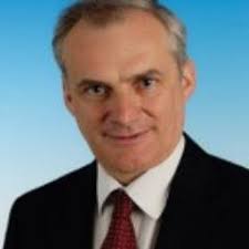 Daniel Hibbert (@hibbert100)