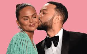 Think you know a lot about halloween? 49 Famous Celebrity Couples To Make You Feel The Love