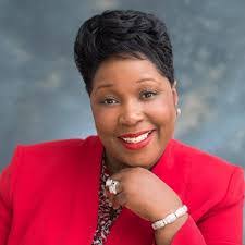 Stacie Burgess's Instagram, Twitter & Facebook