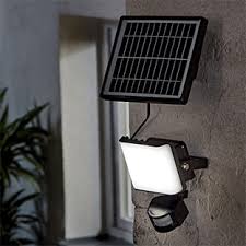 Choisissez vos spots exterieur pour baliser votre terrasse bois ou béton ou. Lidl Projecteur Solaire A Led Avec Detecteur A 24 99