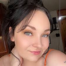 Bailey Gibbons (@baileygibbons10)