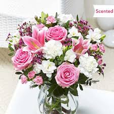 Traditional 6 year anniversary gifts according to the traditional list of materials linked with each anniversary year, the 6th wedding anniversary is represented by gifts made from iron. 6th Year Wedding Anniversary Gifts And Ideas Sugar Wedding Anniversary