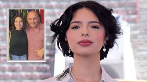 Diseñador suplica a Ángela Aguilar regresarle los vestidos: 'Confié en  ellos'