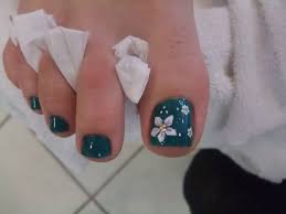 Are you searching for some fresh toe nail designs? Pin By Lynsey Zuhlsdorf On Nails Flower Pedicure Designs Flower Pedicure Pedicure Nail Art