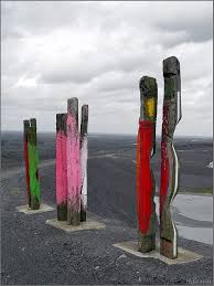 Halde Haniel Totems Landschaftspark Duisburg Eisenbahnschwellen Ruhrgebiet