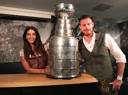 Kraken signee philipp grubauer was a vezina trophy finalist for the first time last season. Das Ist Immer Noch Ein Traum Fans Feiern Philipp Grubauer Bei Stanley Cup Tag In Rosenheim Eishockey News