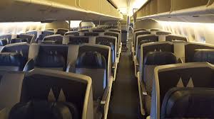 These planes cruise at a speed of 555mph at an altitude of 37000ft and have a total seating capacity of between 223 and 245 passengers in a three class configuration used on atlantic or pacific flights. American Completes Two Class Retrofits For Entire Boeing 777 200 Fleet Airlinegeeks Com