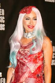 Im jahr 2010 sorgte das fleischkleid von lady gaga für wirbel. Lady Gaga Steckbrief Bilder Biografie Alben Und Fakten