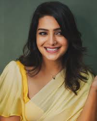 Divya Pillai (@pillaidivya) • Instagram photos and videos