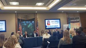 Eleanor K. Gaetan على X: Uldouz Wallace was a victim of the 2014 iCloud  hack; stolen intimate images were uploaded to pornography tube sites. She  has spent over $1 million trying to