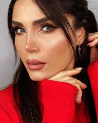 Raha Salimi (@r.a.h.a.s.a.l.i.m.i) • Instagram photos and videos