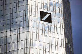 Deutsche bank is the leading german bank with strong european roots and a global network. Deutsche Bank Lets U S Interns Choose To Work At Office Or Not Bloomberg