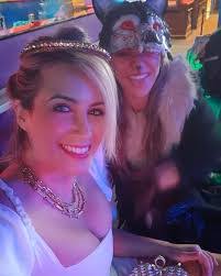 Vanessa Kade's Instagram, Twitter & Facebook