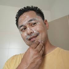 Pencuci muka lelaki + toner + moisturizer dalam 1 deep cleansing face wash. Orang Lelaki Kena Jaga Muka Eh Ben Ashaari