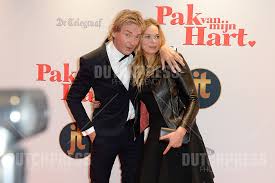 Dit keer is kees van nieuwkerk aan de beurt. Matthijs Van Nieuwkerk Met Zijn Dochter Jet Dsc9687 Jpg Dutch Press Photo Agency